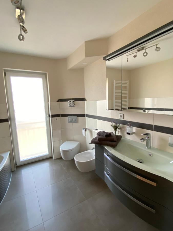 Elviras Apartment Зинген Номер фото