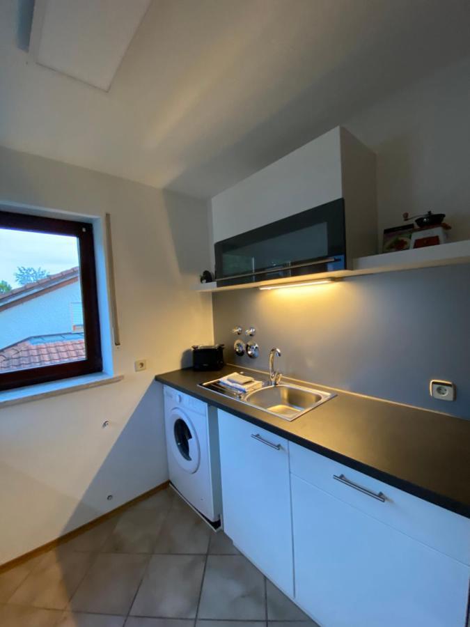 Elviras Apartment Зинген Номер фото