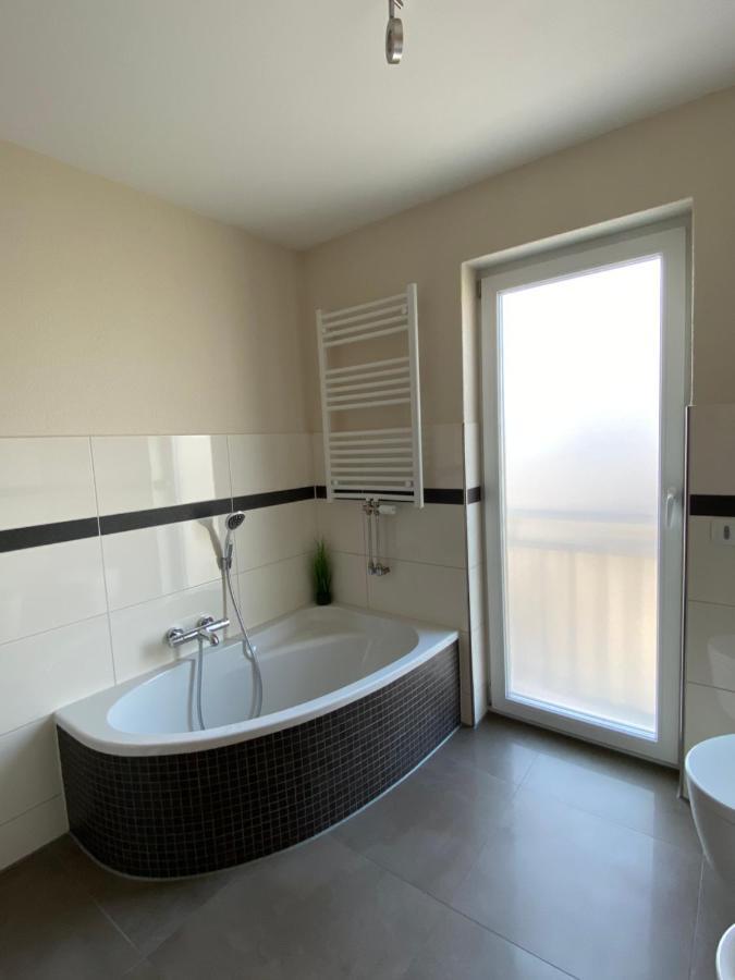 Elviras Apartment Зинген Номер фото