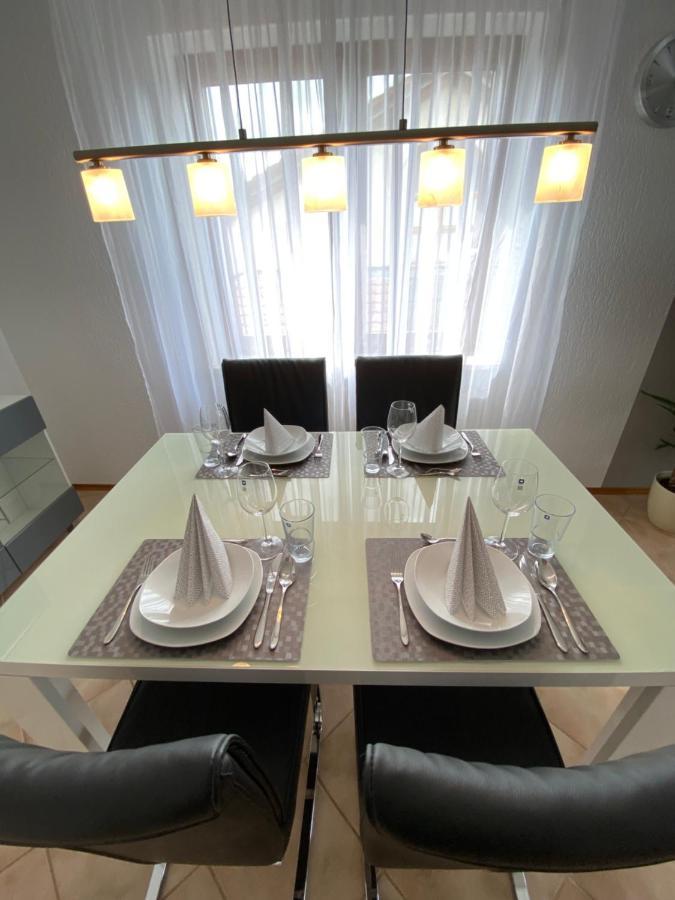 Elviras Apartment Зинген Номер фото